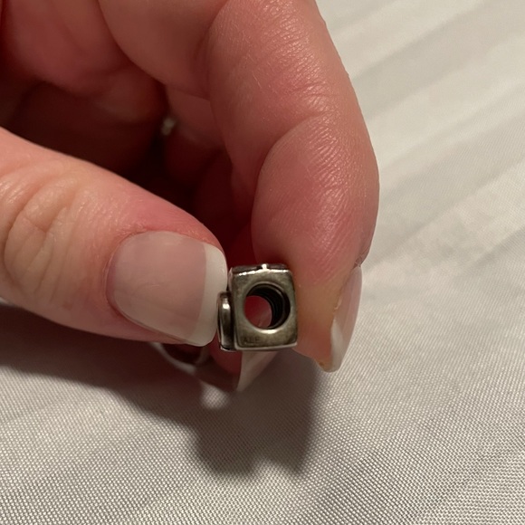 Pandora Camera Charm - Picture 2 of 5